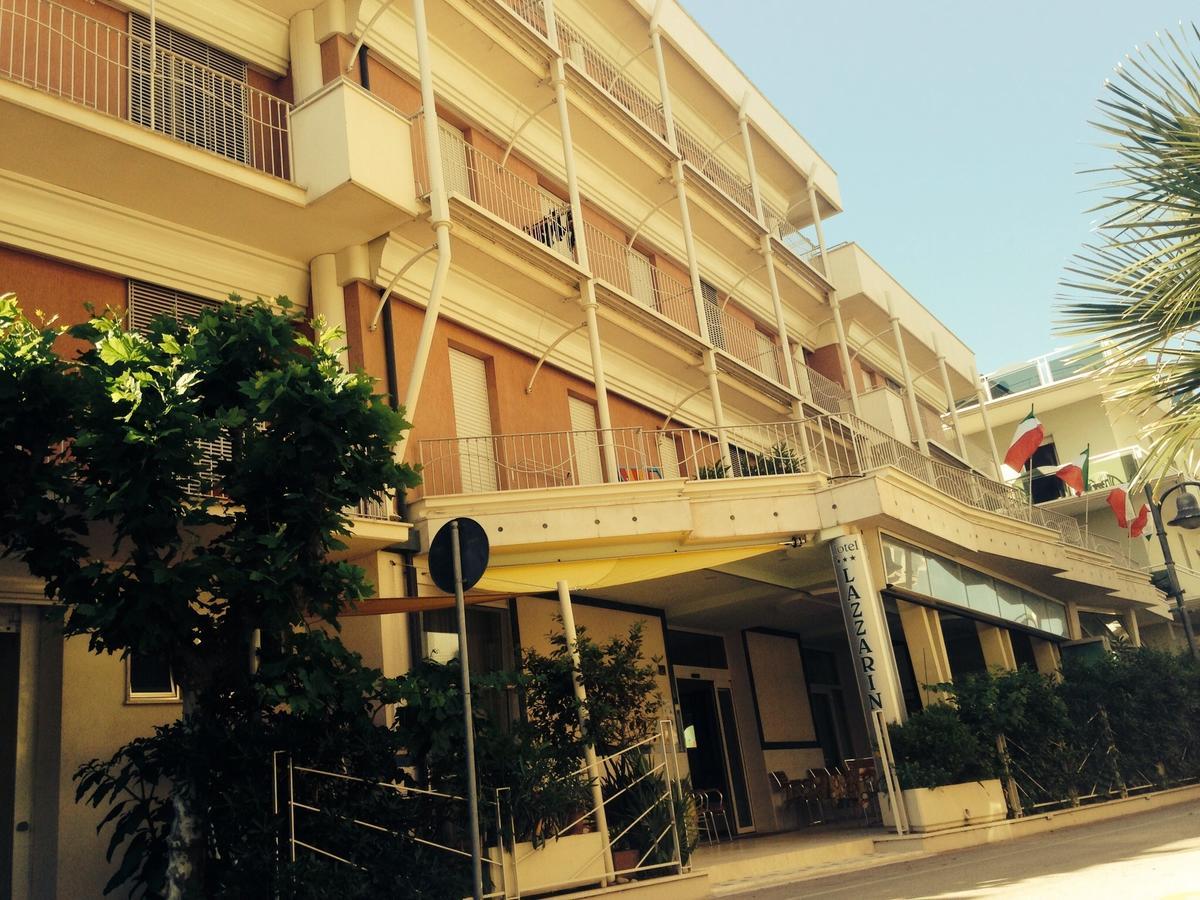 Hotel Lazzarini เบลลาเรีย-อีเจอา มารีนา ภายนอก รูปภาพ